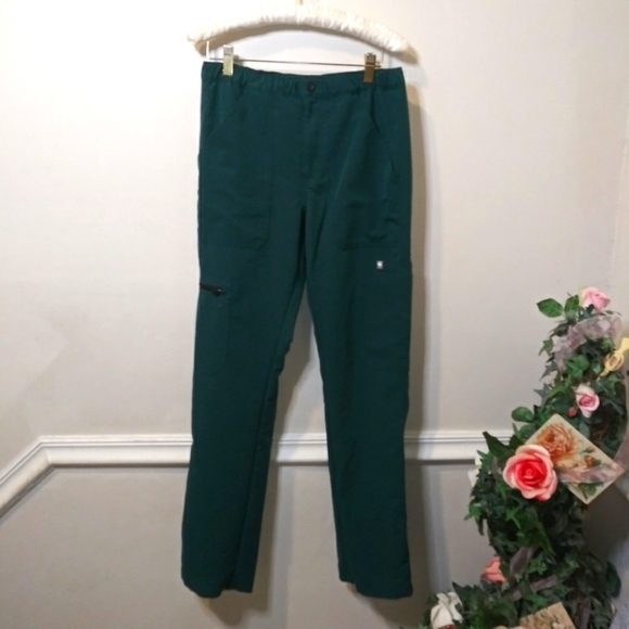 Figs Cairo Women's Evergreen Elastic Waist With Button/Zipper Skinny Scrub Pants - Picture 1 of 13
